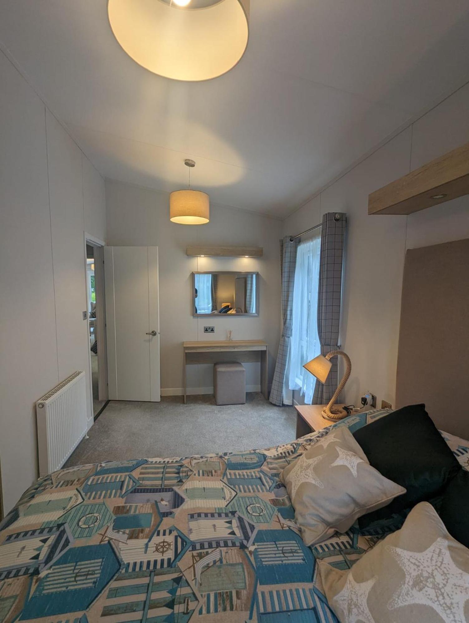 Luxury Stunning Sensation Lodge On 5 Star Shorefield Country Park New Forest Entertainment And Leisure Passes Included Milford on Sea Bagian luar foto